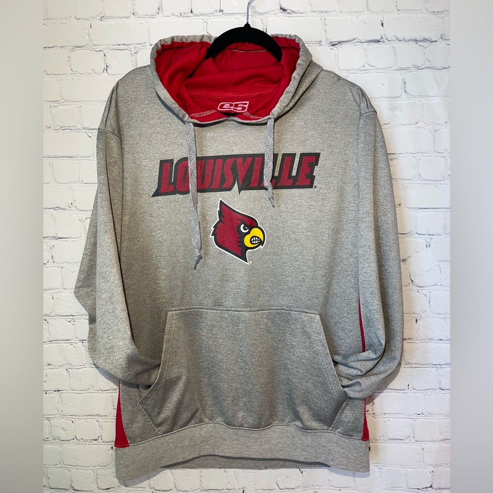 e5 size large gray & red